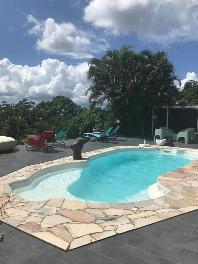 Grand T2 Tout Confort , Emplacement Ideal Riviere-Salee Экстерьер фото