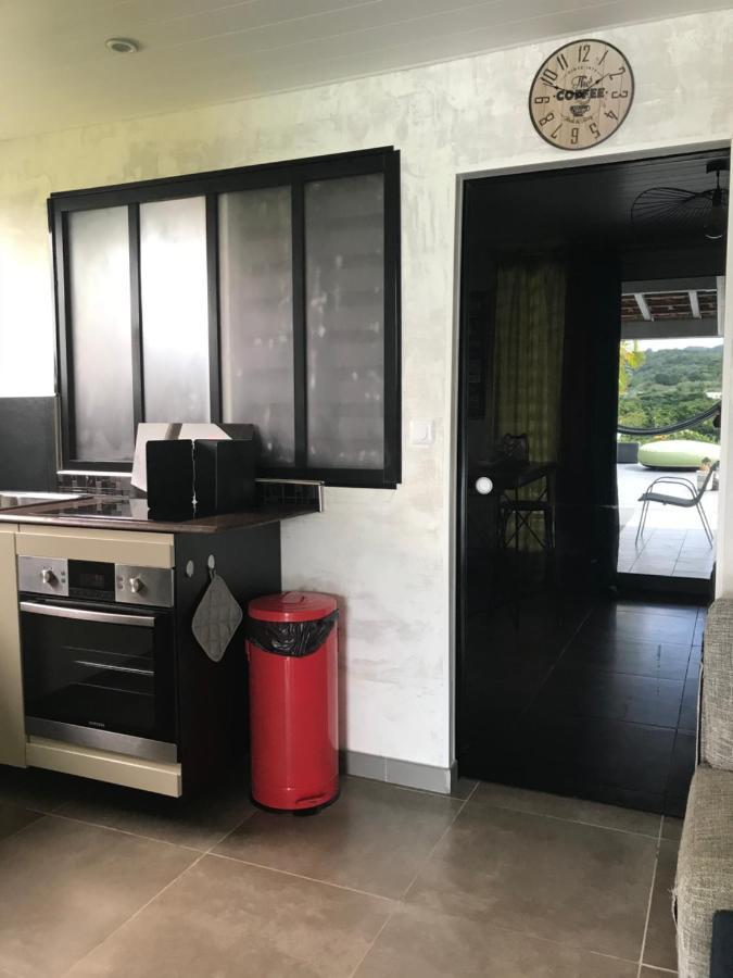 Grand T2 Tout Confort , Emplacement Ideal Riviere-Salee Экстерьер фото